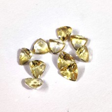 Light Citrine 5x5x5mm trillion facet 0.42 cts